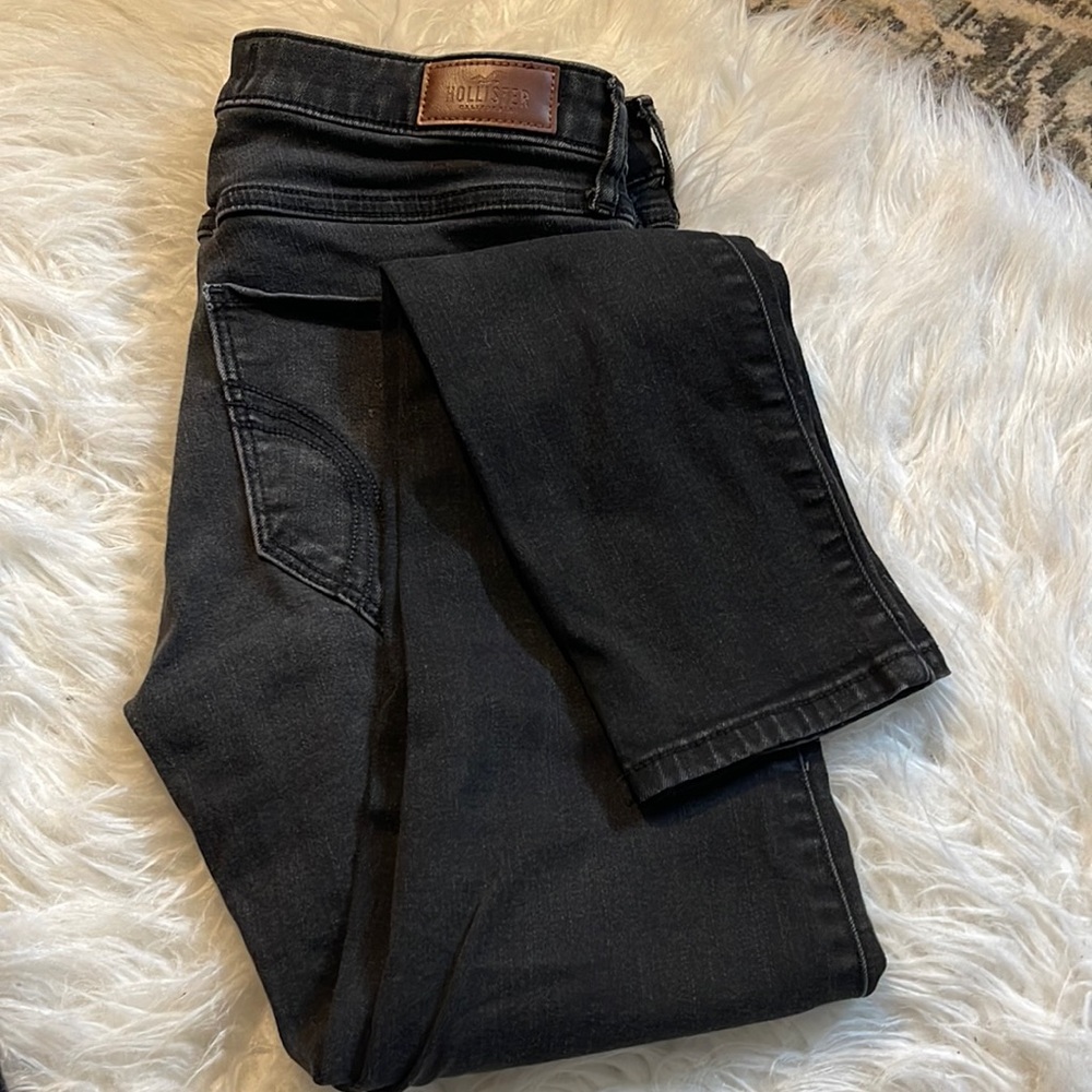Hollister 7R dark wash Skinny Jeans Mid-Rise Super Skinny Jeans